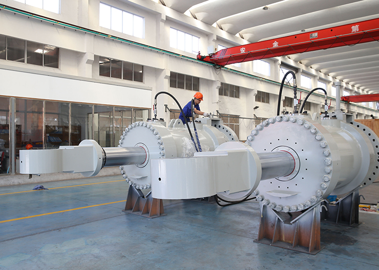 烏東德電站水輪機接力器，單機容量85萬千瓦